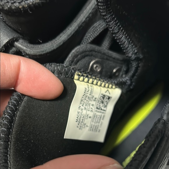 Converse Black High-Top Sneakers - Picture 5 of 5